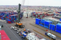 Angola - Mais comércio em 2014