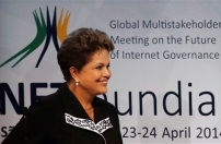 Dilma lidera movimento de regulação da Internet Dilma lidera movimento de regulação da Internet